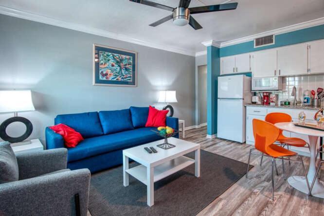 Sunset Beach Suites St. Pete Beach Exterior foto