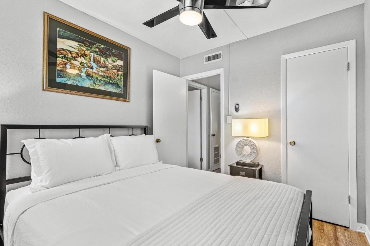 Sunset Beach Suites St. Pete Beach Exterior foto